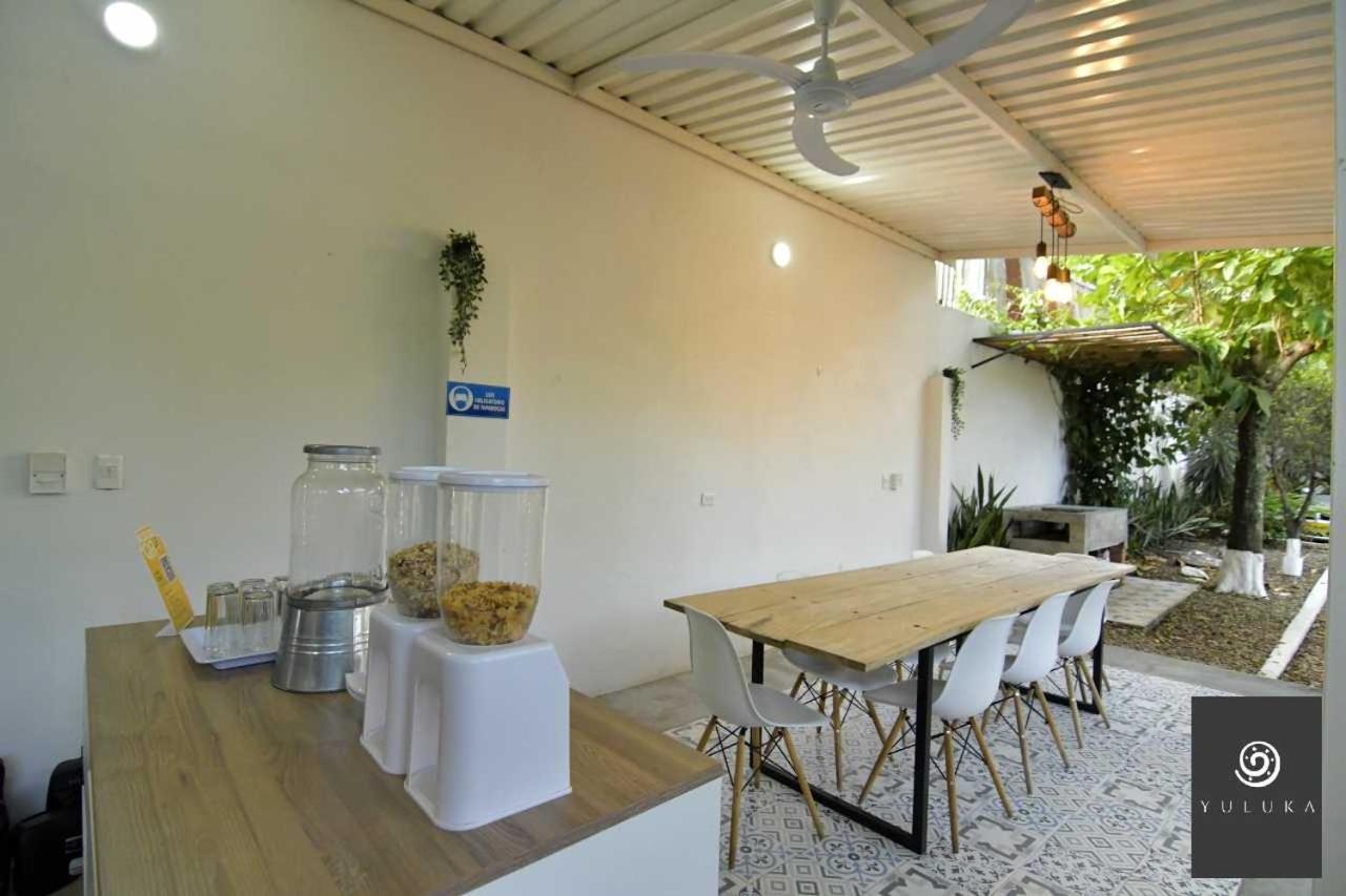 Yuluka Hostel Apulo Ngoại thất bức ảnh
