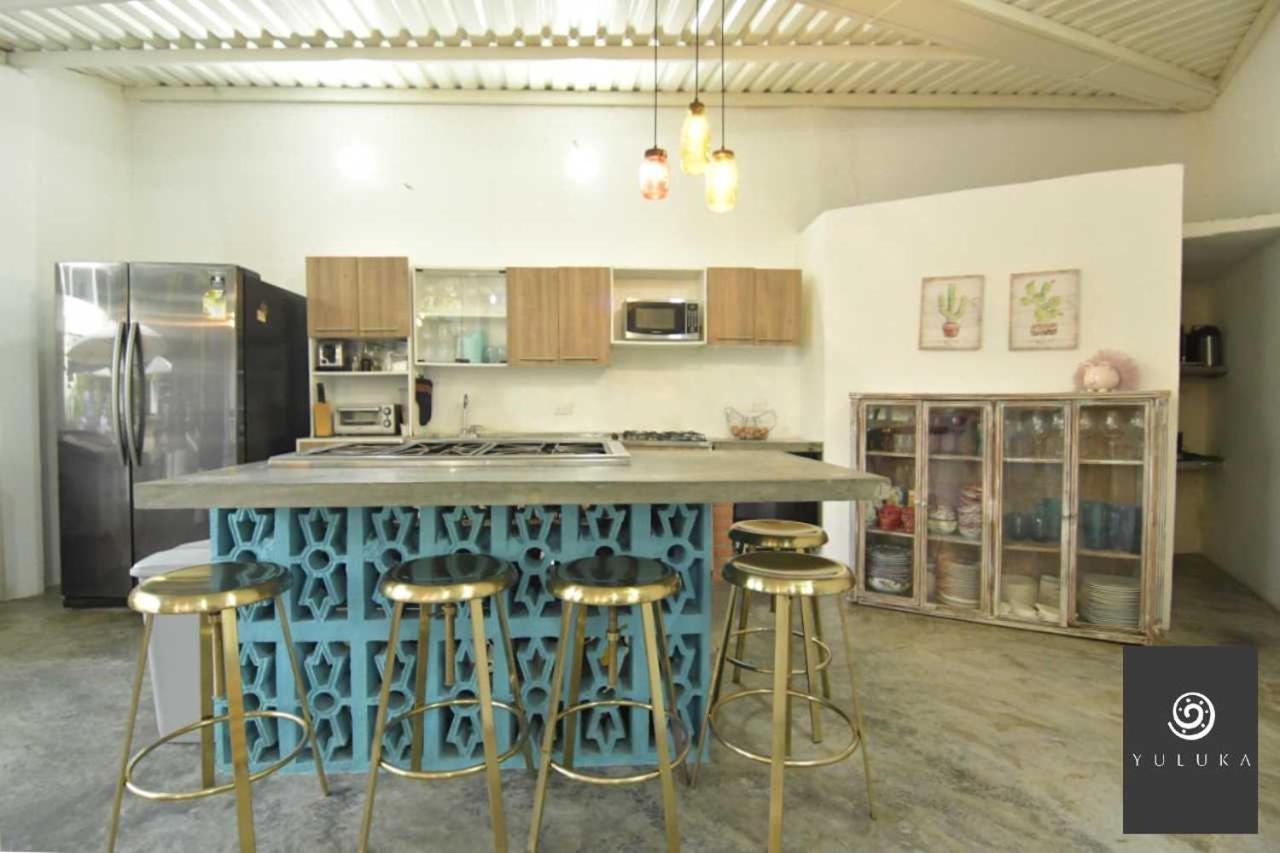 Yuluka Hostel Apulo Ngoại thất bức ảnh